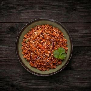 Riz jasmin du cambodge sauté à la tomate