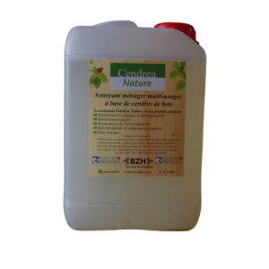 Nettoyant multi usages issu de cendre de bois