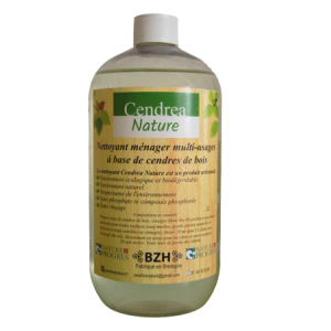 Nettoyant multi usages issu de cendre de bois