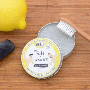 Dentifrice solide ma pâte à sourire