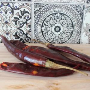 Piment serrano – piment entier et séché