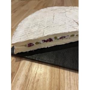 Brie pistache cranberries
