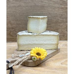 1/2tomme  lait cru  vache non cuite env 400gr