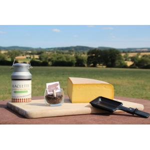 Fromage à raclette 1/4 de meule poivre