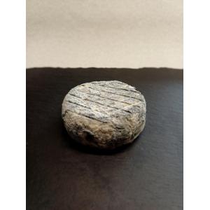 Fromage de chèvre cendré