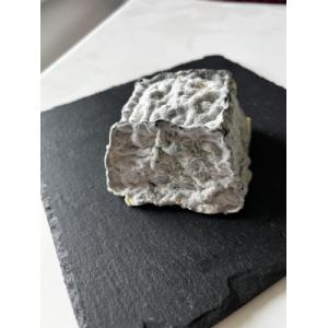 La pyramide cendrée