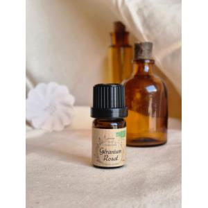 Huile essentielle de géranium rosat