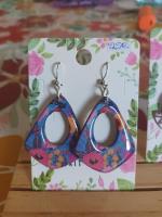 Boucles bois et papier bleu et printemps
